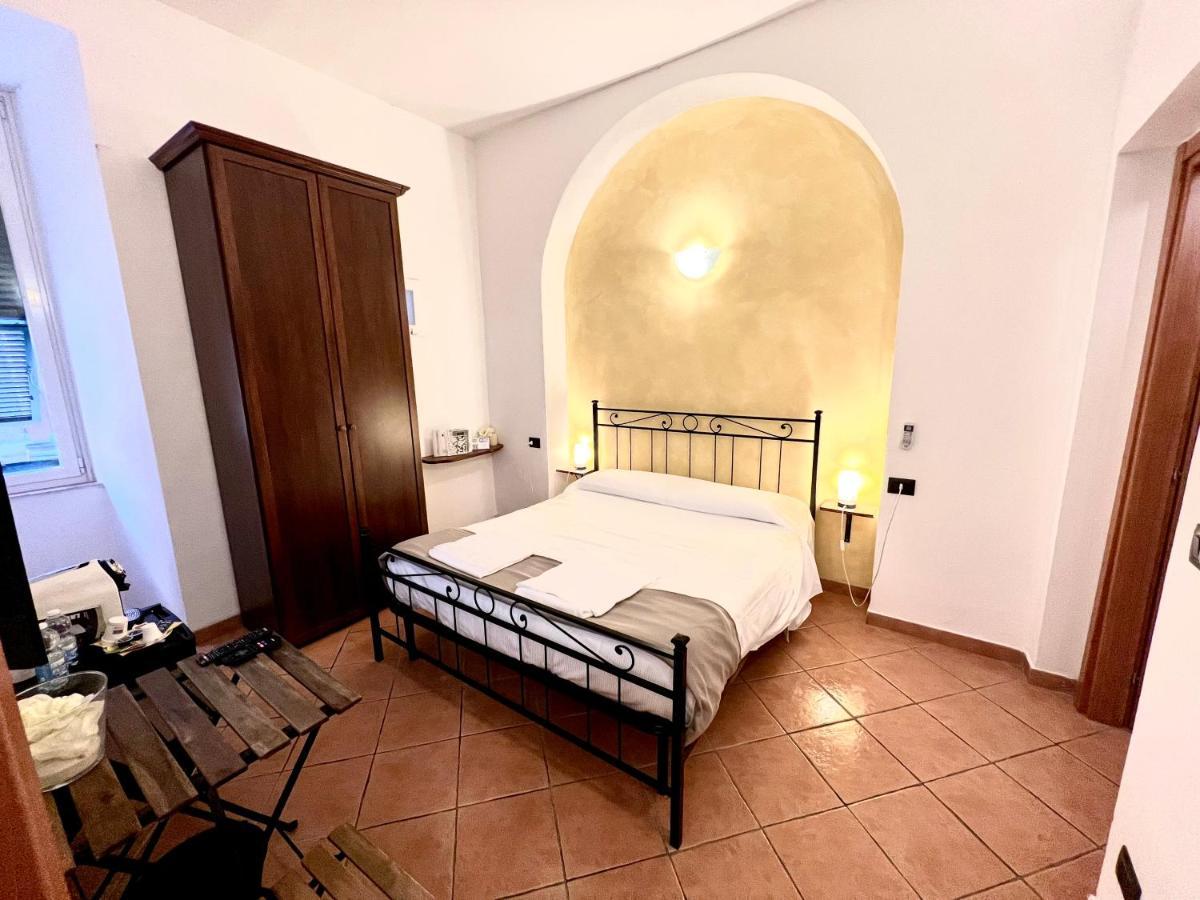 Affittacamere Virginia'S Rooms Génova Exterior foto